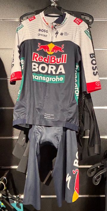 Used Specialized Red Bull BORA hansgrohe Race Kit Cycling Clothing