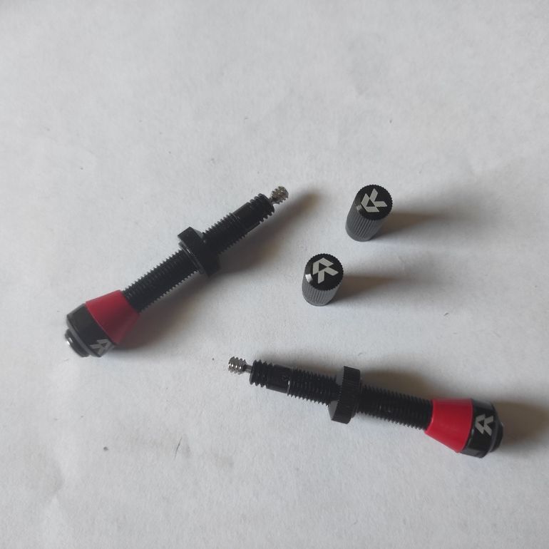 Used Reserve Fillmore Tubeless Valve 50mm 2026 bike — image 4 of 5