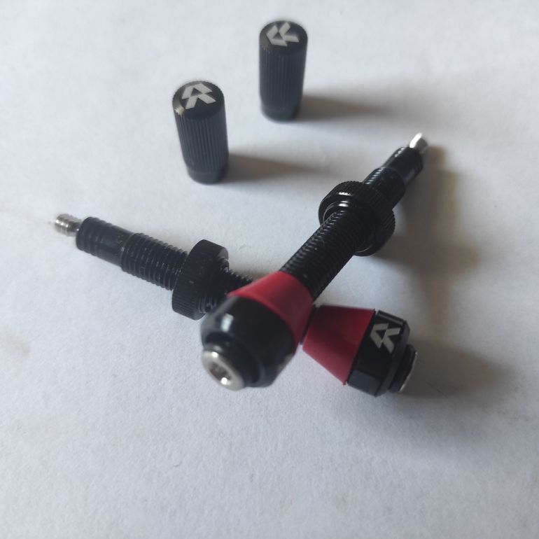 Used Reserve Fillmore Tubeless Valve 50mm 2026 bike — image 5 of 5
