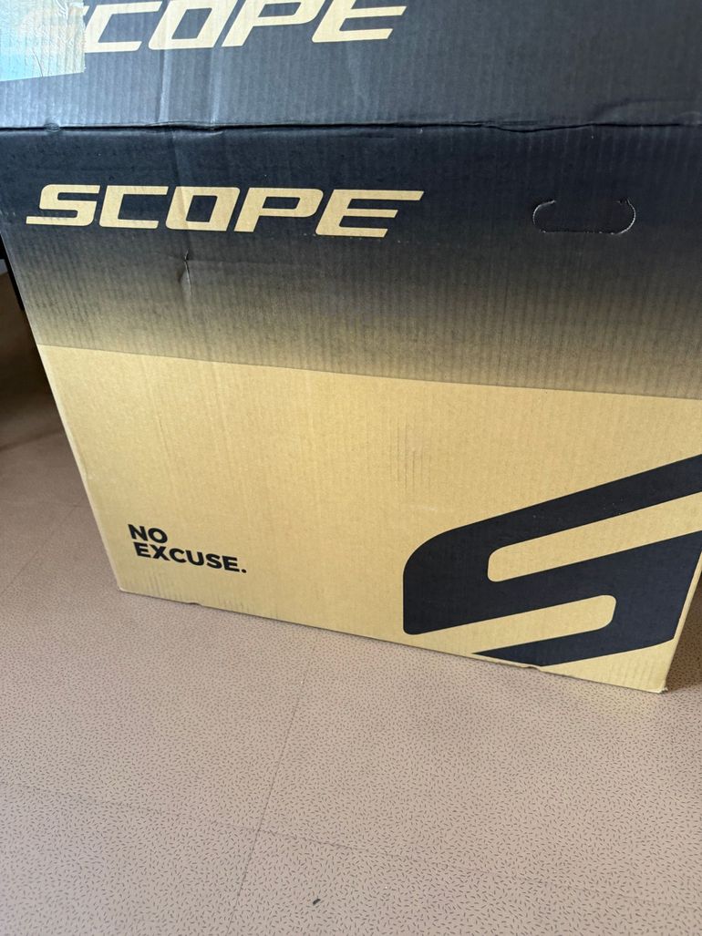Used Scope R4 V2 45mm Disc Brake Wheelset 2026 bike — image 2 of 2