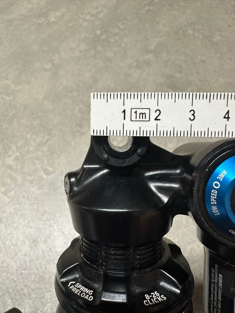 Used Fox DHX2 Coil Shock 2025 bike — image 6 of 8