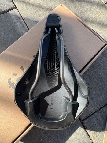 Used Fizik Vento Argo R3 Adaptive 2026 bike — image 3 of 5