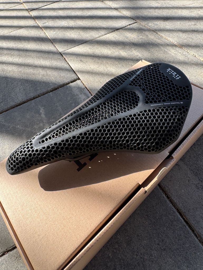 Used Fizik Vento Argo R3 Adaptive 2026 bike — image 4 of 5