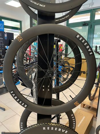 Used Dt Swiss Reserve 57/64 Wheelset bike — image 3 of 13