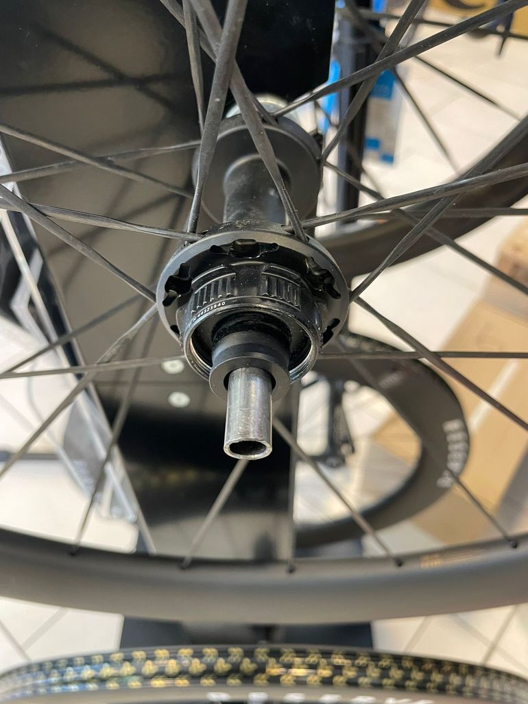 Used Dt Swiss Reserve 57/64 Wheelset bike — image 8 of 13