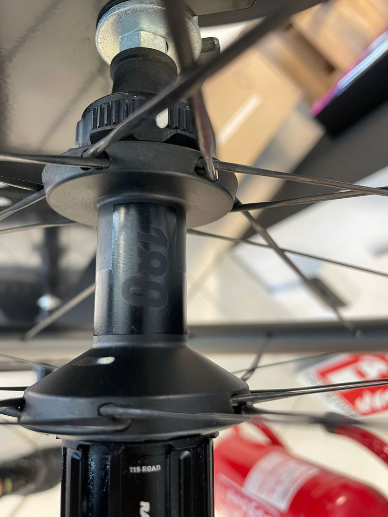 Used Dt Swiss Reserve 57/64 Wheelset bike — image 4 of 13