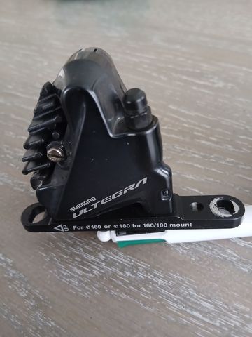Gebrauchtes Shimano Ultegra BR-R8070 Remklauwen V + A voor schijven 160mm 2025 Brakes