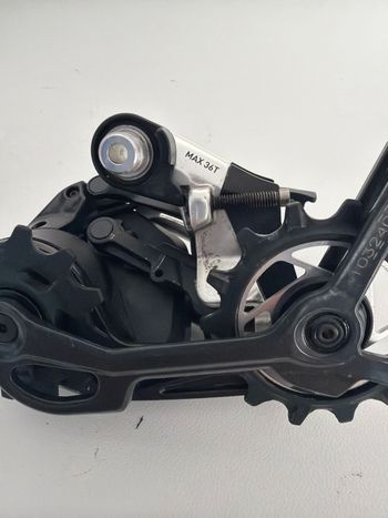 Used Sram Red AXS 12v bike — image 4 of 5