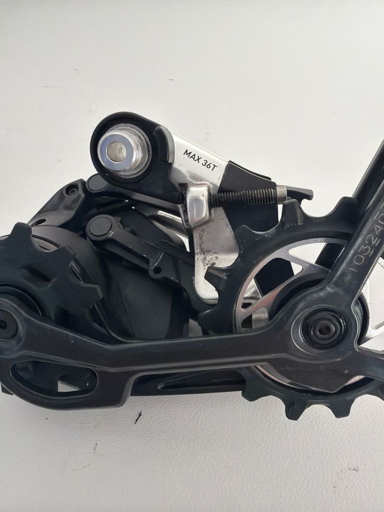 Used Sram Red AXS 12v bike — image 4 of 5