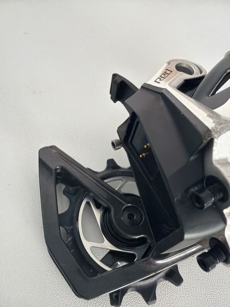 Used Sram Red AXS 12v bike — image 3 of 5