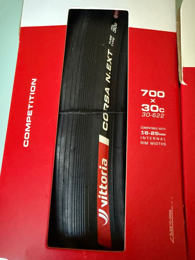 Used Vittoria Corsa Next 700x30 2026 bike — image 3 of 11