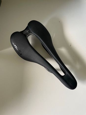 Used Selle Italia SLR Boost Superflow bike