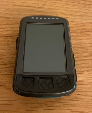 Used Wahoo ELEMNT BOLT v1 GPS Bike Computer 2017 bike — image 2 of 17