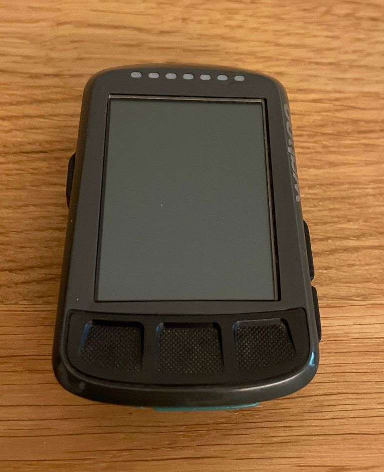 Used Wahoo ELEMNT BOLT v1 GPS Bike Computer 2017 bike — image 2 of 17