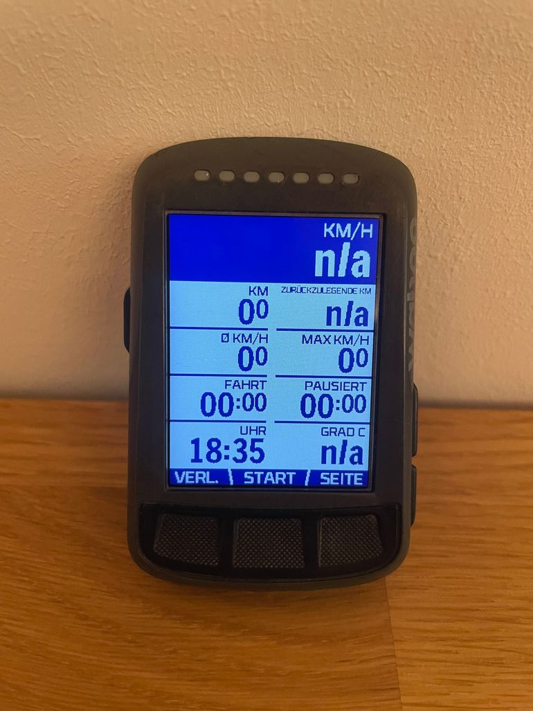 Used Wahoo ELEMNT BOLT v1 GPS Bike Computer 2017 bike — image 8 of 17