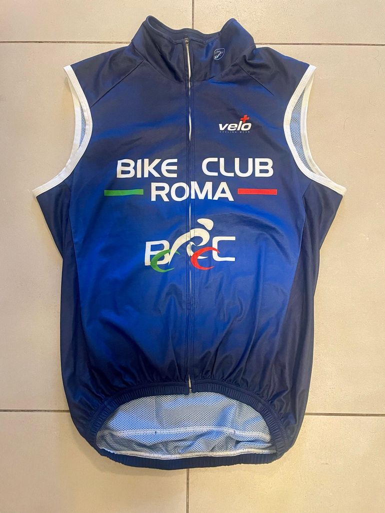 Used Veli+ Gilet Antivento Taglia L bike — image 1 of 2