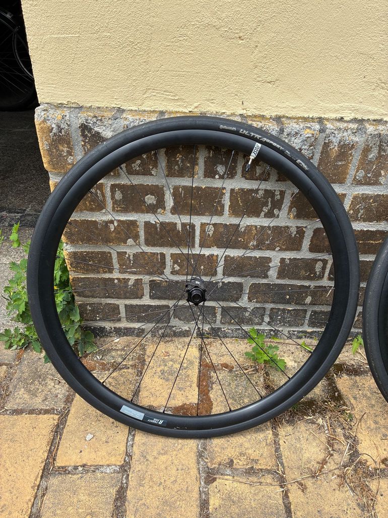 Used Rose R-Twenty Five 28" Road bike — image 2 of 11