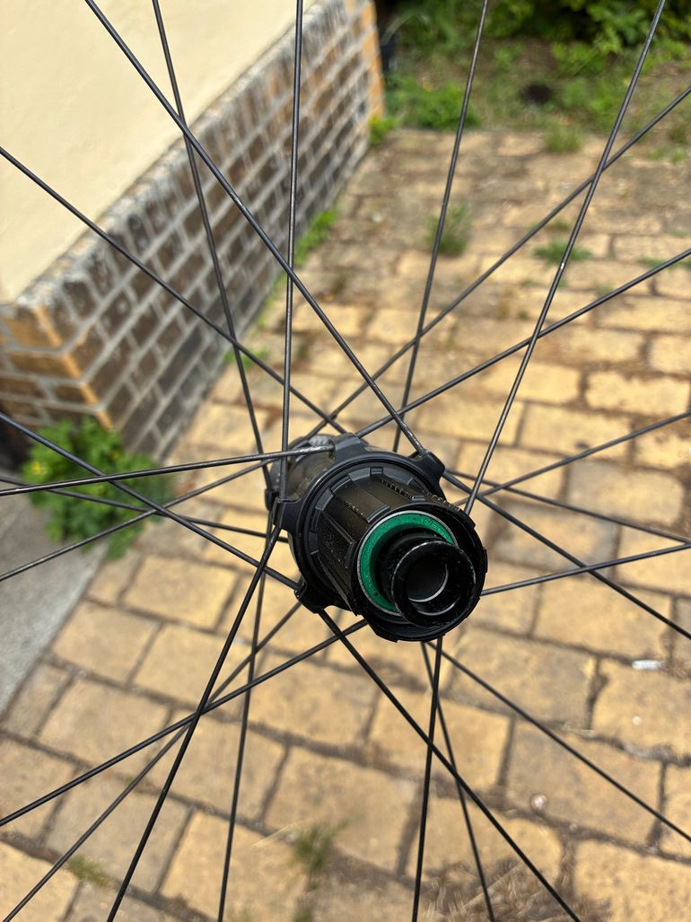 Used Rose R-Twenty Five 28" Road bike — image 9 of 11
