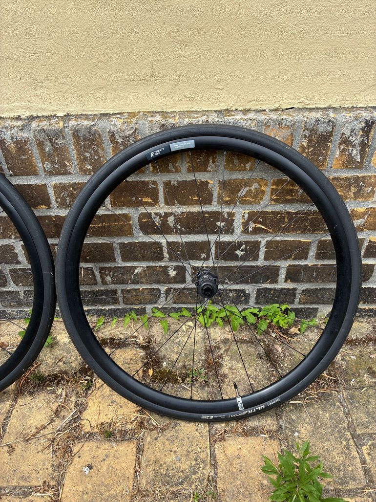 Used Rose R-Twenty Five 28" Road bike — image 3 of 11