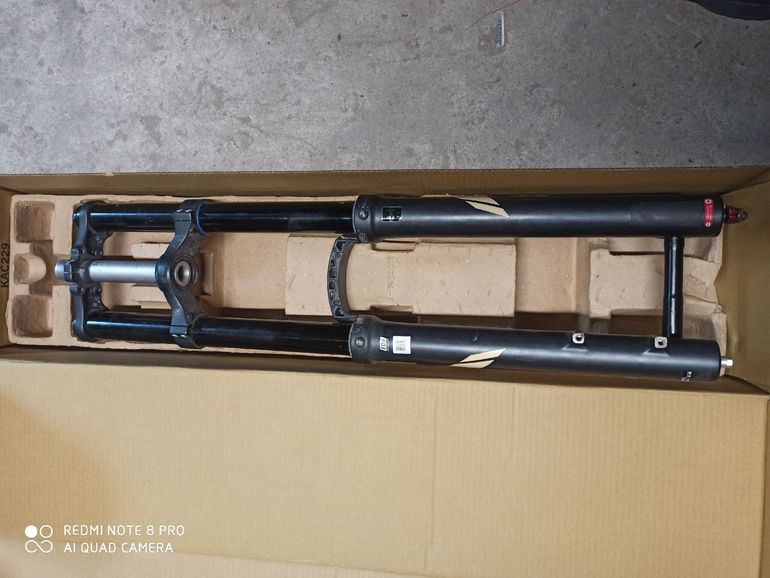 Used Sr Suntour RUX 200mm Travel 2024 bike — image 1 of 5