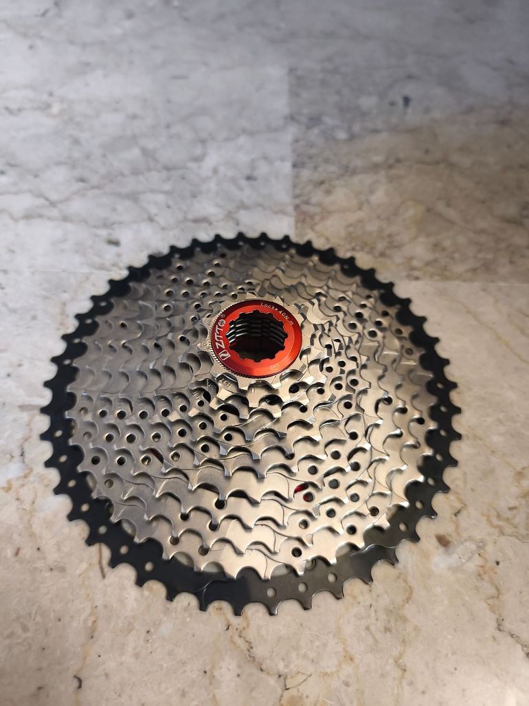 Used Shimano HG Cassette bike — image 1 of 4