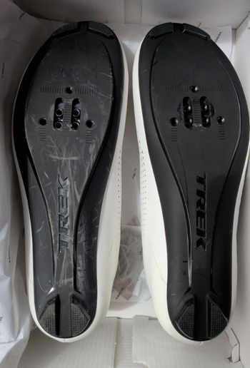Used Trek Circuit Road Schuh 2026 bike — image 3 of 7