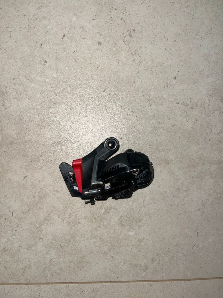 Used Sram Rival AXS Rear Derailleur 2x12-speed bike — image 4 of 6