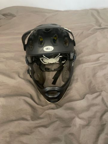 Bell Technical Bike Helmet bike d'occasion — image 1 sur 7