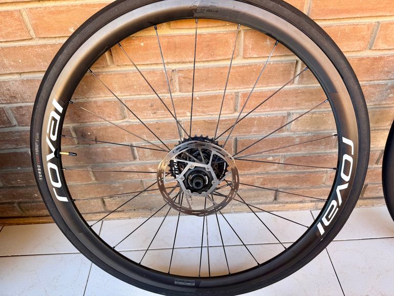Used Roval Alpinist CLX II 2025 bike — image 12 of 15