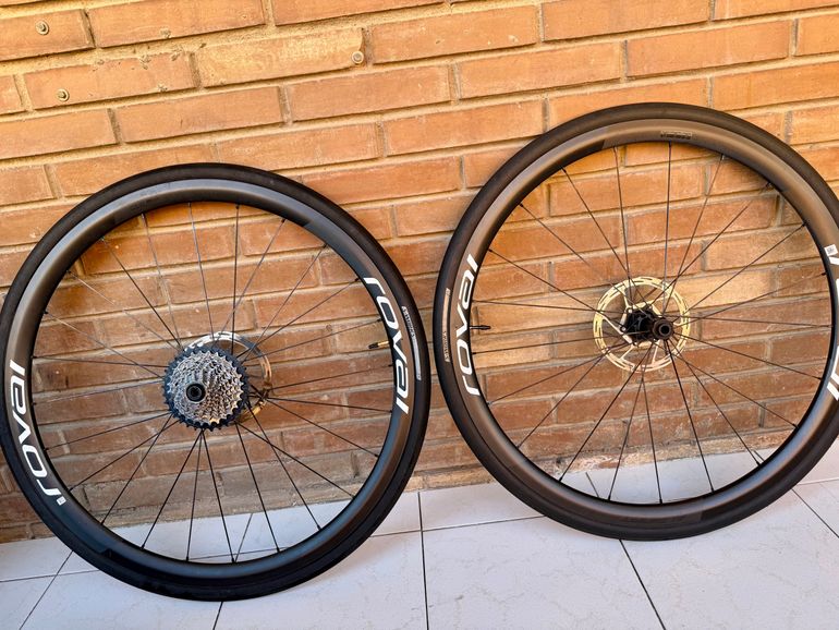 Used Roval Alpinist CLX II 2025 bike — image 1 of 15
