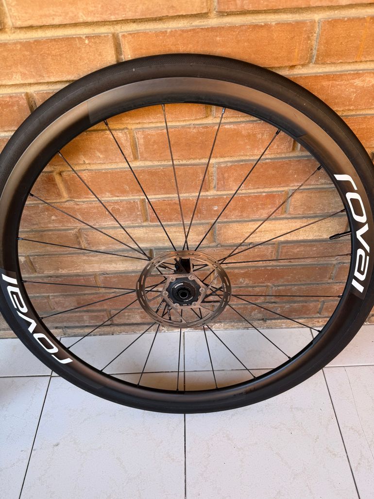 Used Roval Alpinist CLX II 2025 bike — image 9 of 15