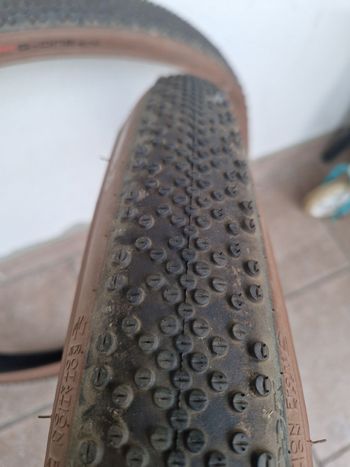 Used Schwalbe G-ONE Bite 45-622 (45x700) bike — image 3 of 3