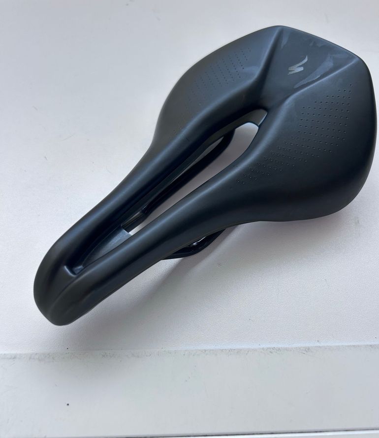 Used Specialized power comp 2022 bike — image 3 of 3