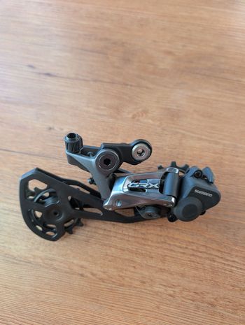 Used Shimano GRX RD-RX810 bike