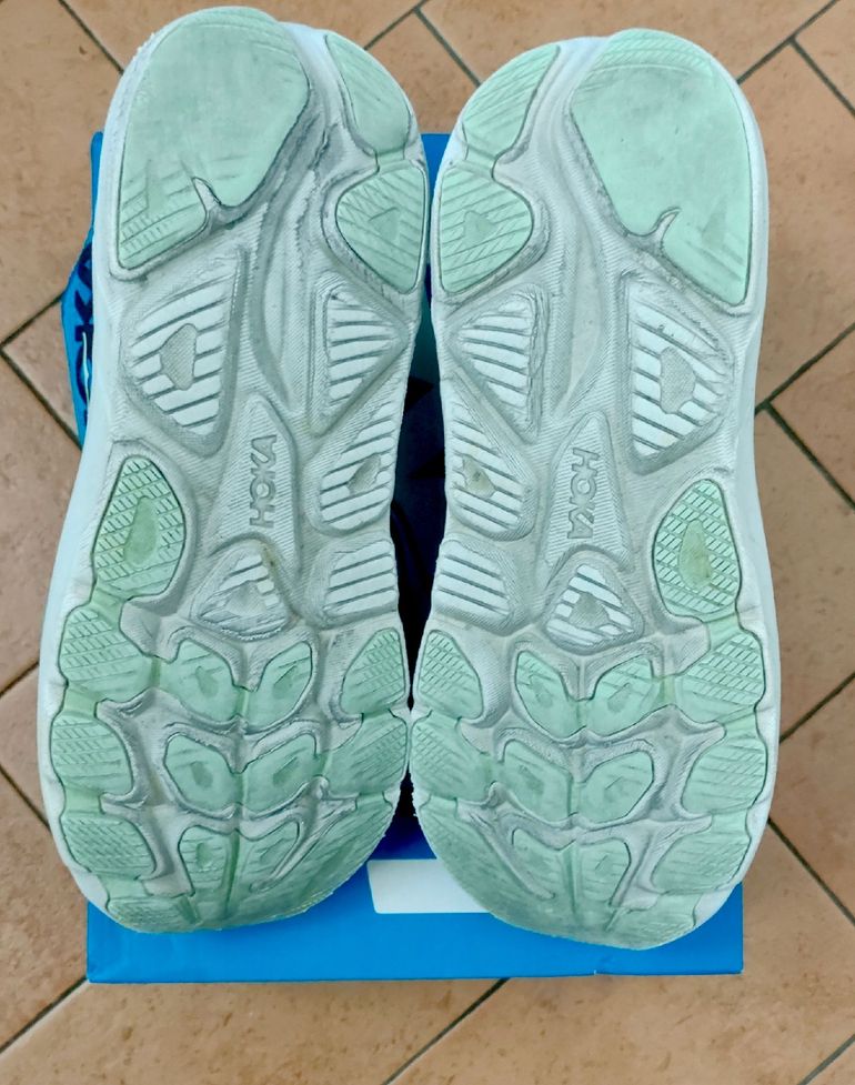 Used Hoka Clifton 10 bike — image 3 of 6