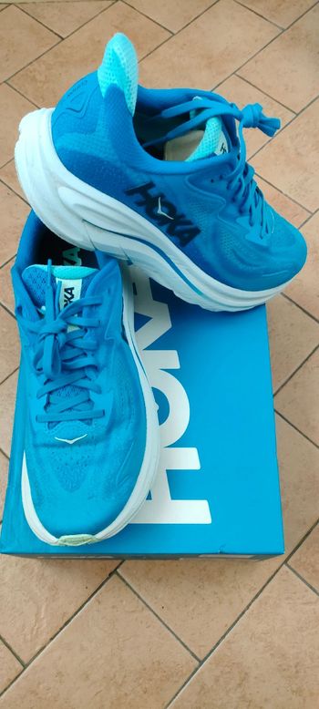 Used Hoka Clifton 10 bike — image 2 of 6
