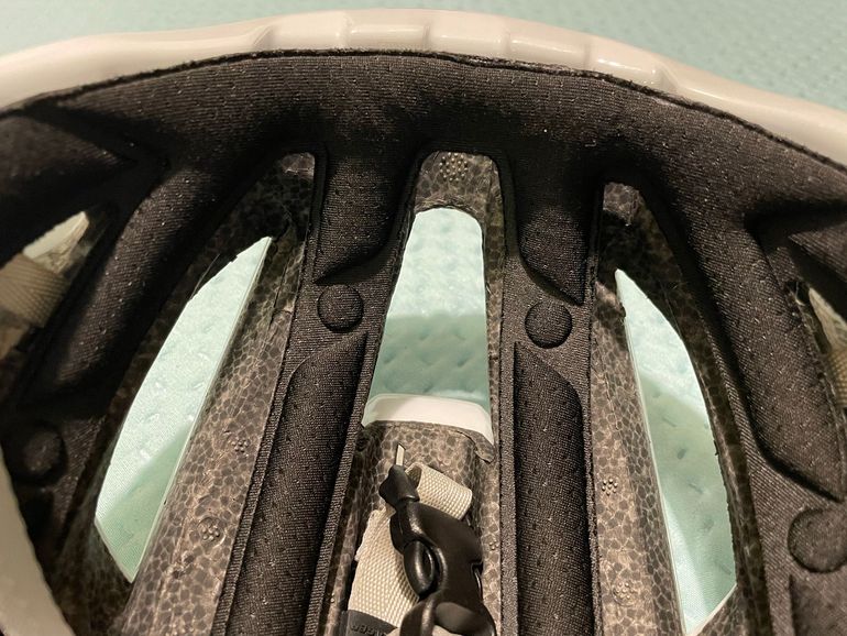 Used Specialized Evade 3 Helmet bike — image 7 of 11