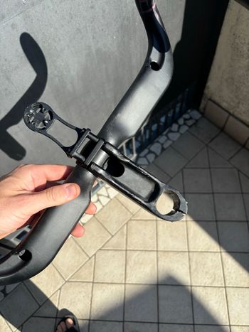 Used Giant Contact SLR Aero Carbon bike — image 5 of 11