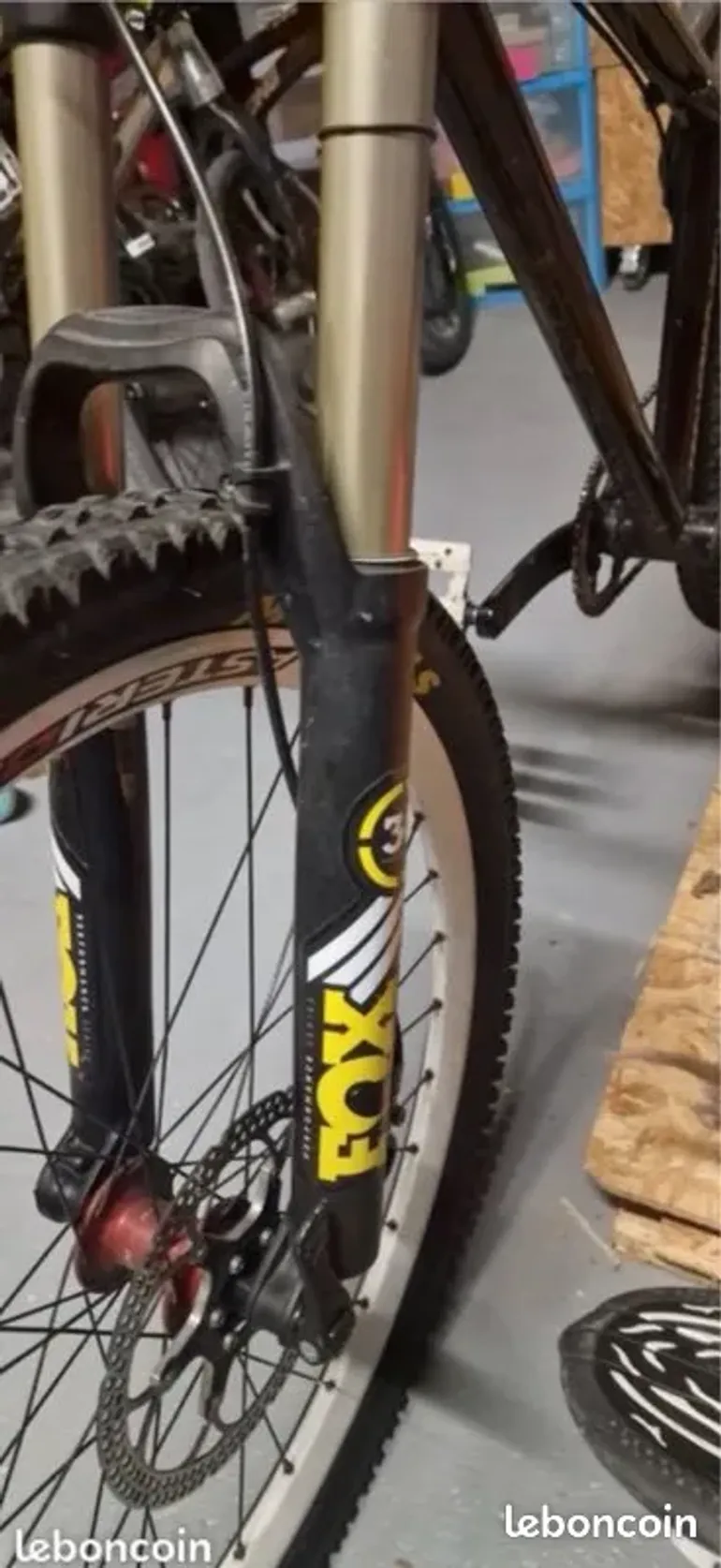Used Fox 34 Performance bike — image 6 of 10