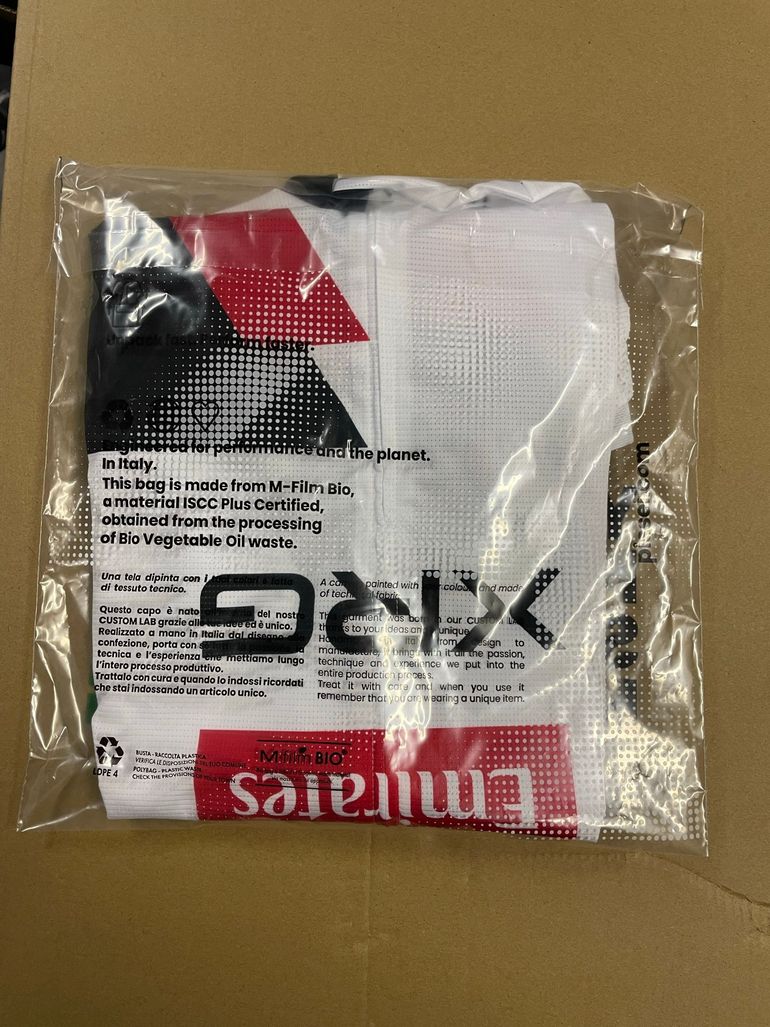 Used Pissei Team UAE Emirates Jersey 2026 bike — image 3 of 4