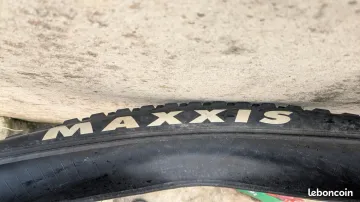 Used Maxxis Chronicle bike — image 2 of 4