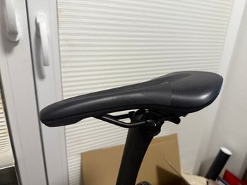Used Ergon SR Allroad Core Comp Men M/L 2025 bike — image 4 of 4
