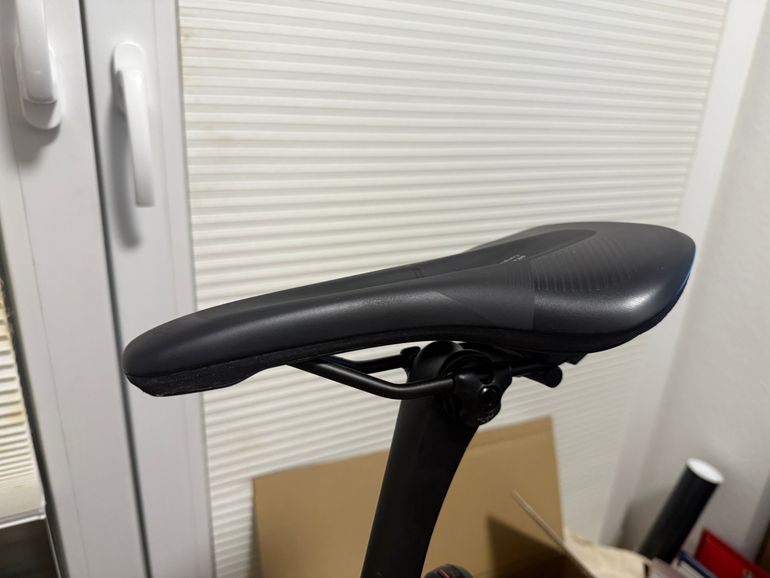 Used Ergon SR Allroad Core Comp Men M/L 2025 bike — image 4 of 4