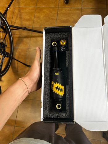 Used Öhlins TTX2Air m.2 210x55 2025 bike