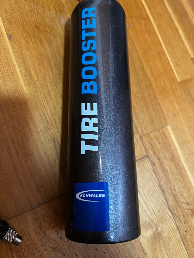 Used Schwalbe Compresor Tire Booster 2023 bike — image 3 of 4
