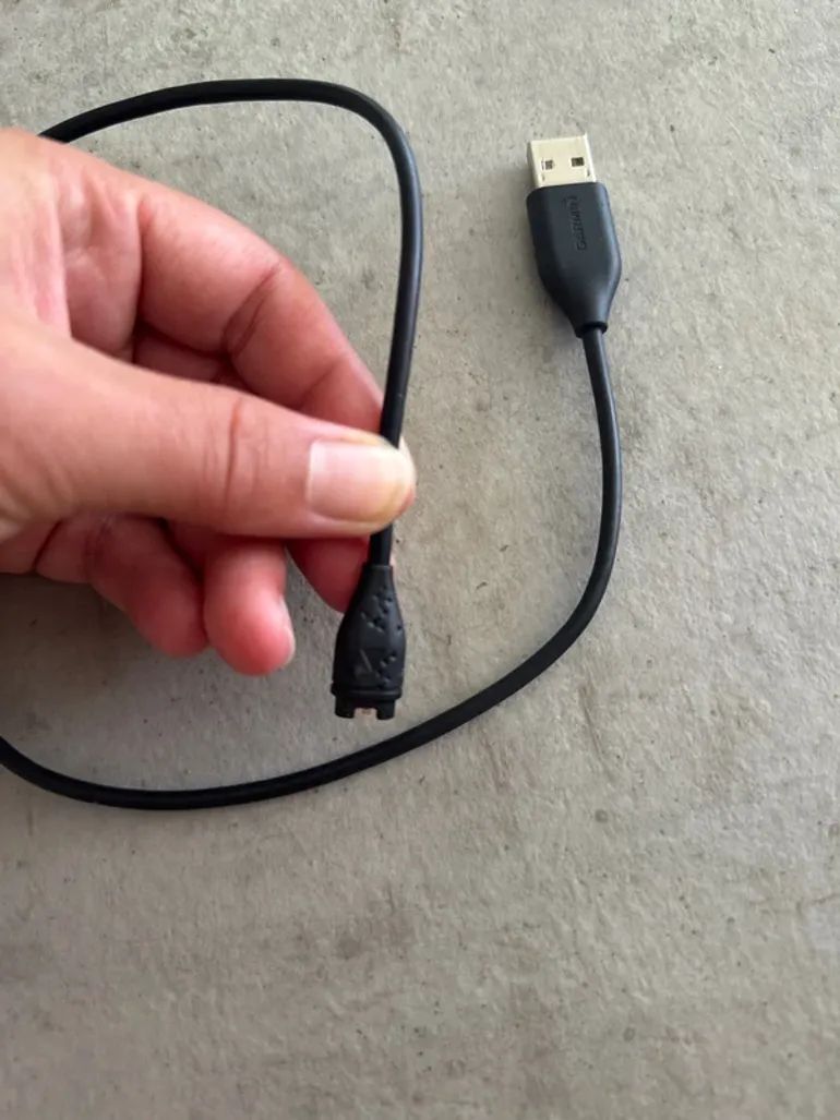 Used Garmin Vivomove Sport bike — image 3 of 4