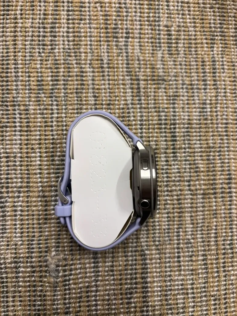 Used Garmin Venu 4 bike — image 4 of 6