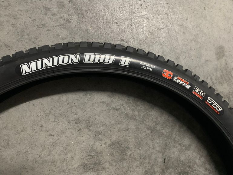 Used Maxxis Minion DHR II EXO/TR 60 TPI Tubeless 29´´ x 2.30 bike — image 3 of 5