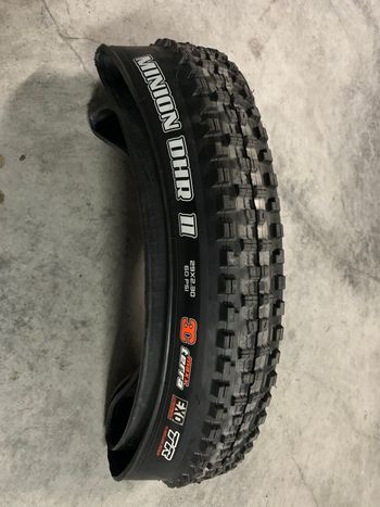 Used Maxxis Minion DHR II EXO/TR 60 TPI Tubeless 29´´ x 2.30 bike — image 2 of 5