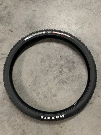 Used Maxxis Minion DHR II EXO/TR 60 TPI Tubeless 29´´ x 2.30 bike — image 4 of 5